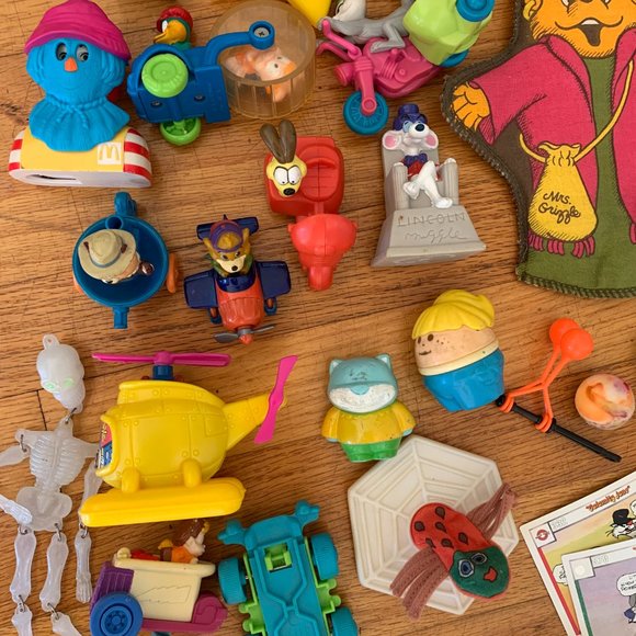 Vintage Random Toys Bundle - Picture 5 of 11